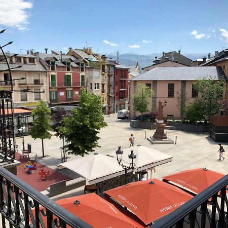 Edifici Herois Puigcerdà Esterno foto