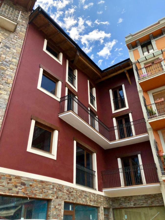 Edifici Herois Puigcerdà Esterno foto
